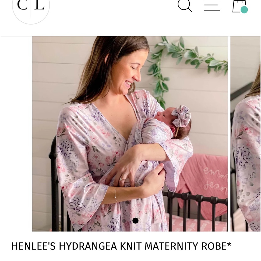 Caden Lane Maternity Robe HENLEE'S HYDRANGEA